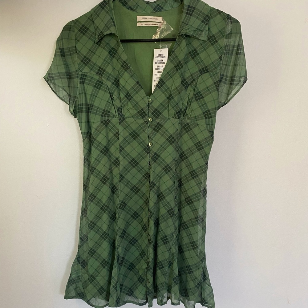 nwt urabn outfitters green plaid mini dress — size small